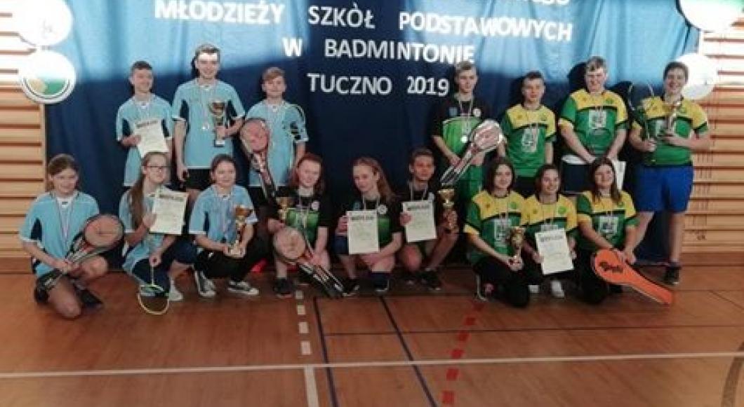 Uczniowie ze Sławska zdobyli cztery złote medale!